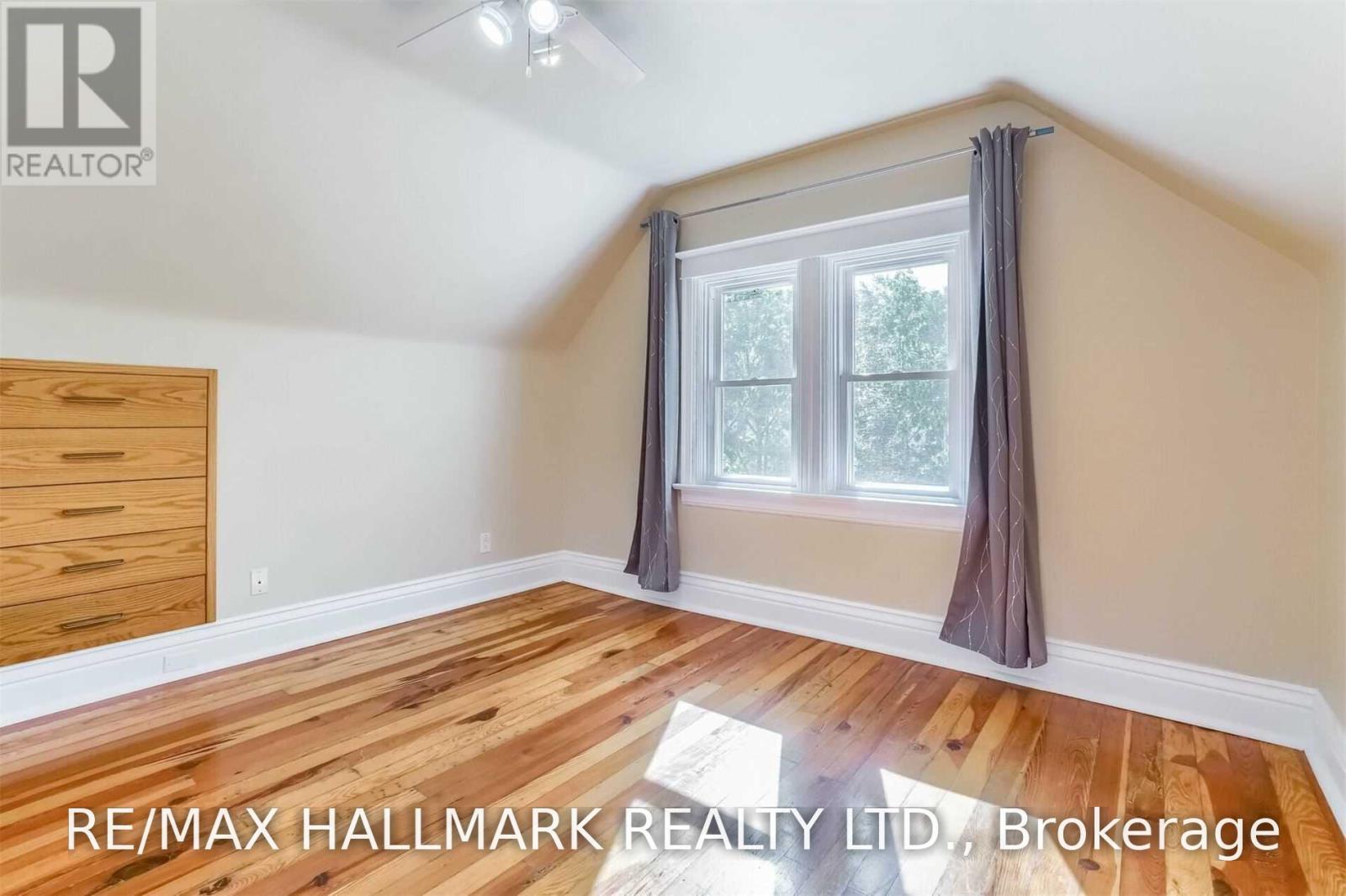 59 Hambly Avenue, Toronto, Ontario  M4E 2R5 - Photo 29 - E13716812