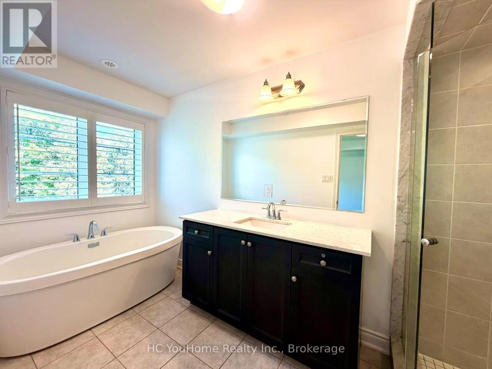 122 - 1331 Major Mackenzie Drive W, Vaughan, Ontario  L6A 4W4 - Photo 14 - N13716748