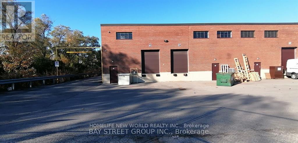 85 Steelcase Road E, Markham, Ontario  L3R 1E9 - Photo 3 - N13716760