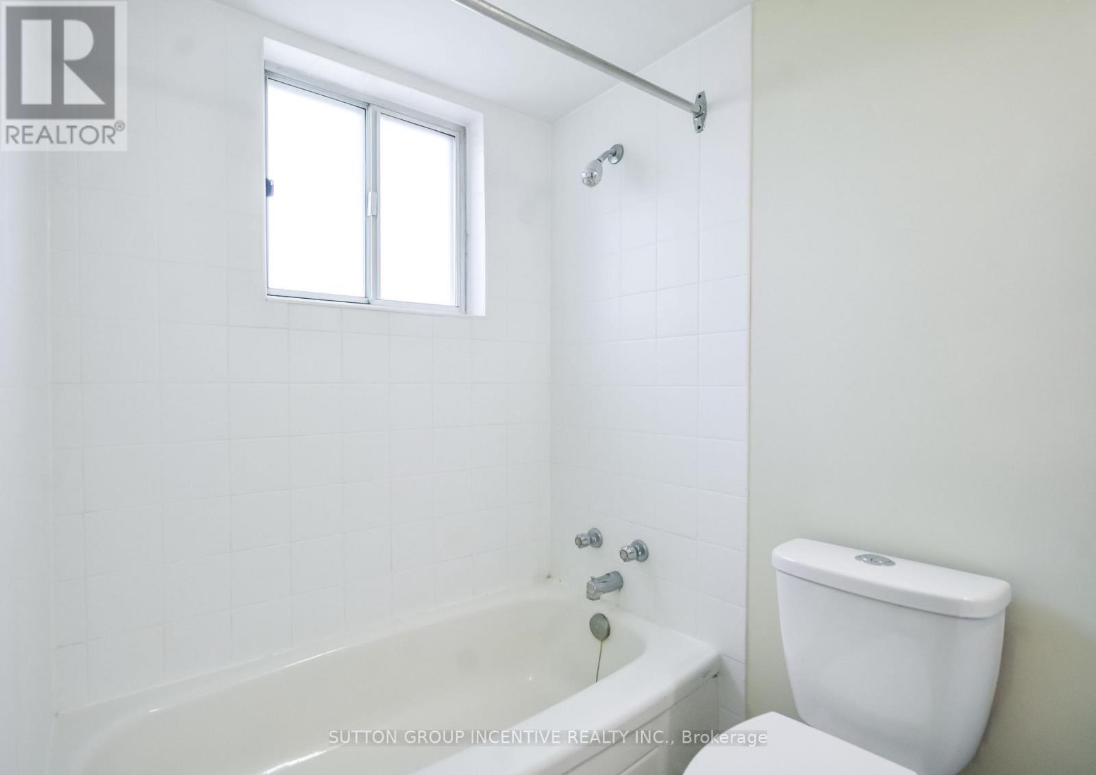 B05 - 126 Bell Farm Road, Barrie, Ontario  L4M 6J3 - Photo 28 - S13716784