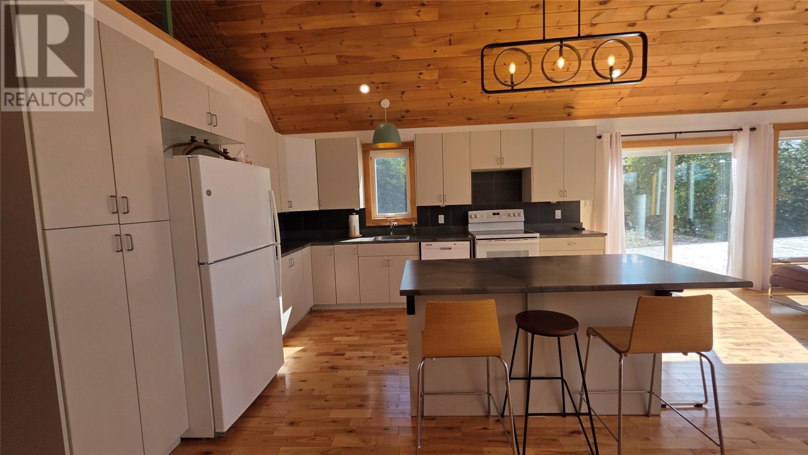 29 Paul's Lake Road, Badger — photo 15