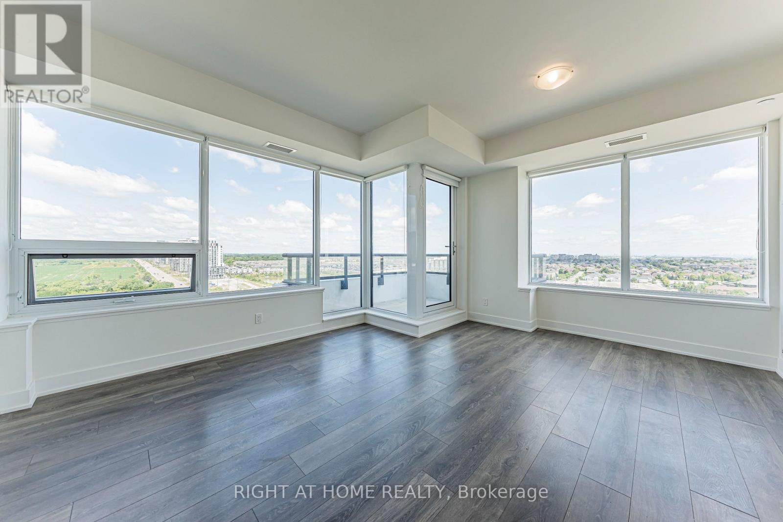 1208 - 297 Oak Walk Drive, Oakville, Ontario  L6H 3R6 - Photo 12 - W13716728
