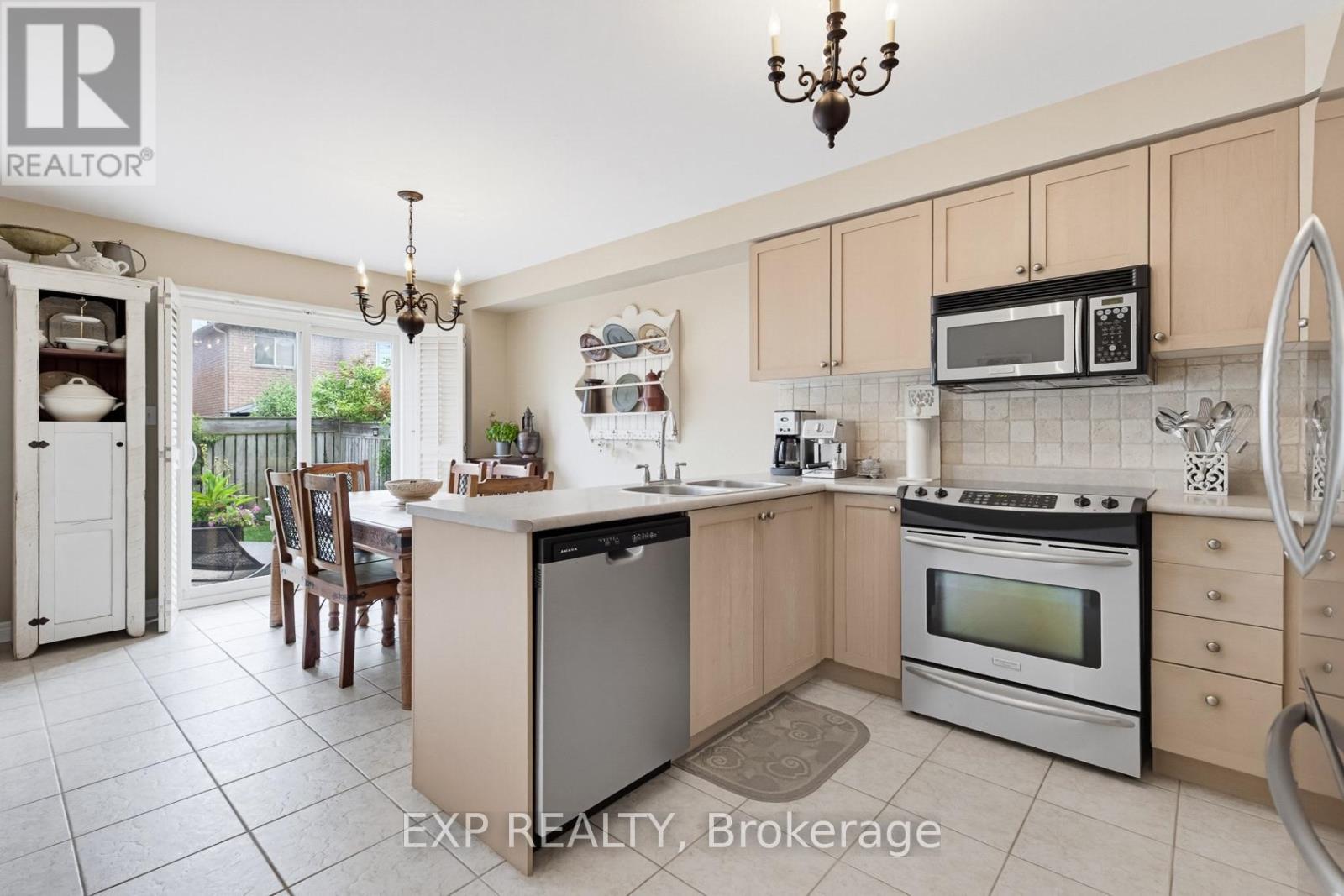 156 Cedargrove Road, Caledon, Ontario  L7E 2X6 - Photo 11 - W13716774