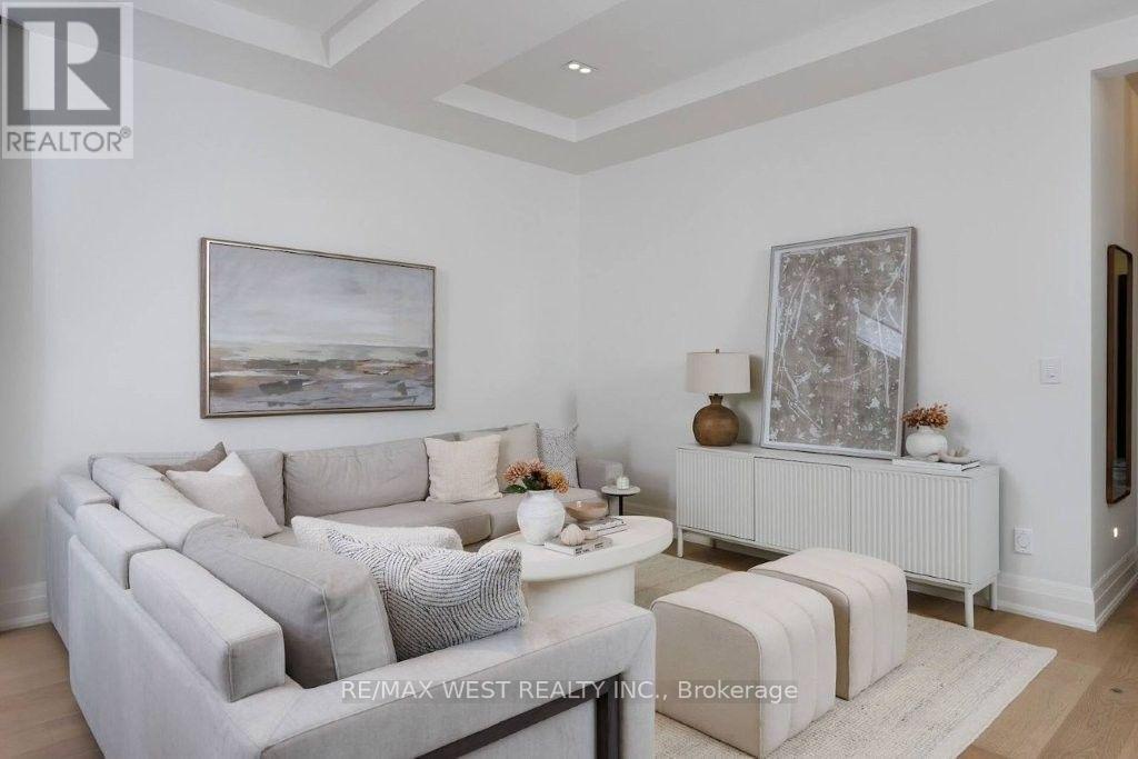 64 Thompson Avenue, Toronto, Ontario  M8Z 3T4 - Photo 14 - W13716780