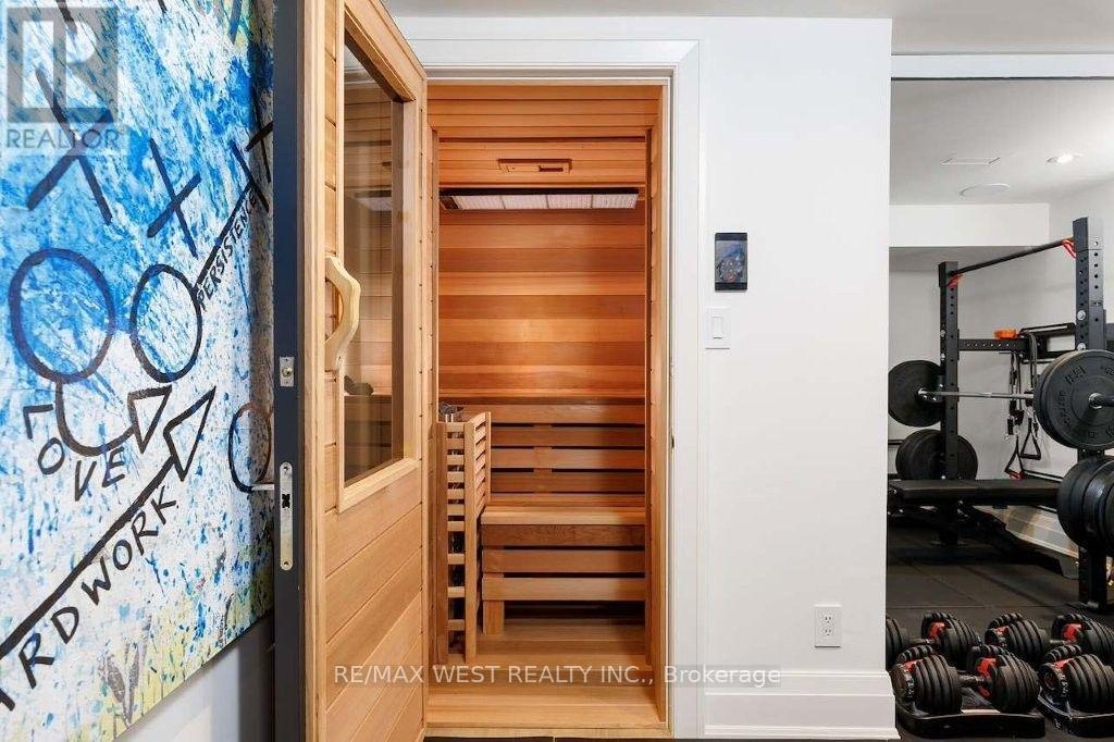 64 Thompson Avenue, Toronto, Ontario  M8Z 3T4 - Photo 36 - W13716780