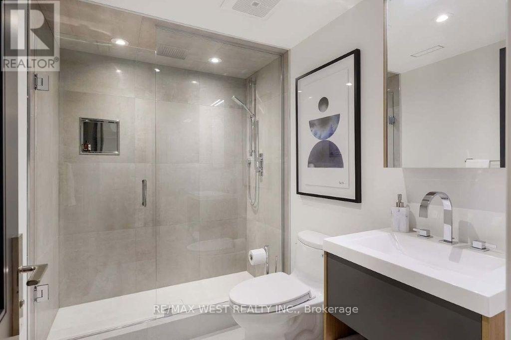 64 Thompson Avenue, Toronto, Ontario  M8Z 3T4 - Photo 41 - W13716780