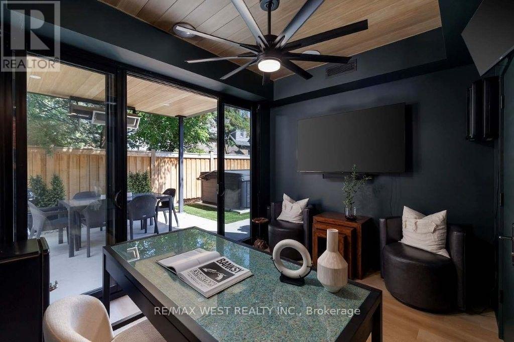 64 Thompson Avenue, Toronto, Ontario  M8Z 3T4 - Photo 44 - W13716780