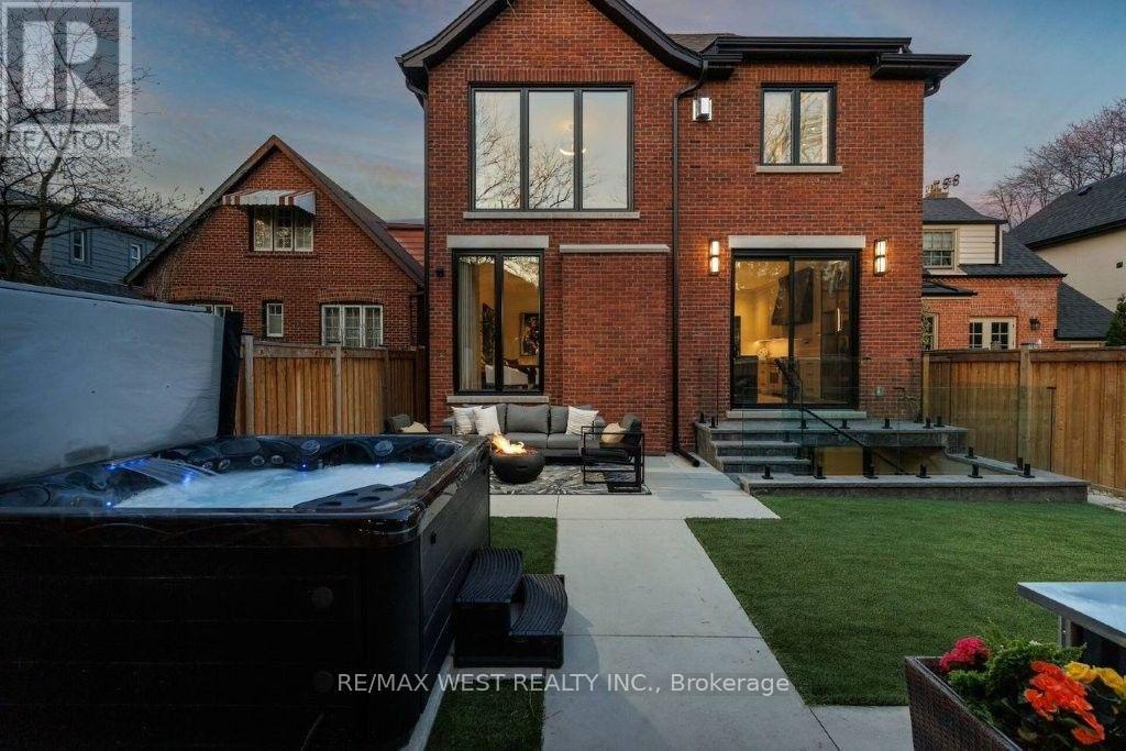 64 Thompson Avenue, Toronto, Ontario  M8Z 3T4 - Photo 45 - W13716780