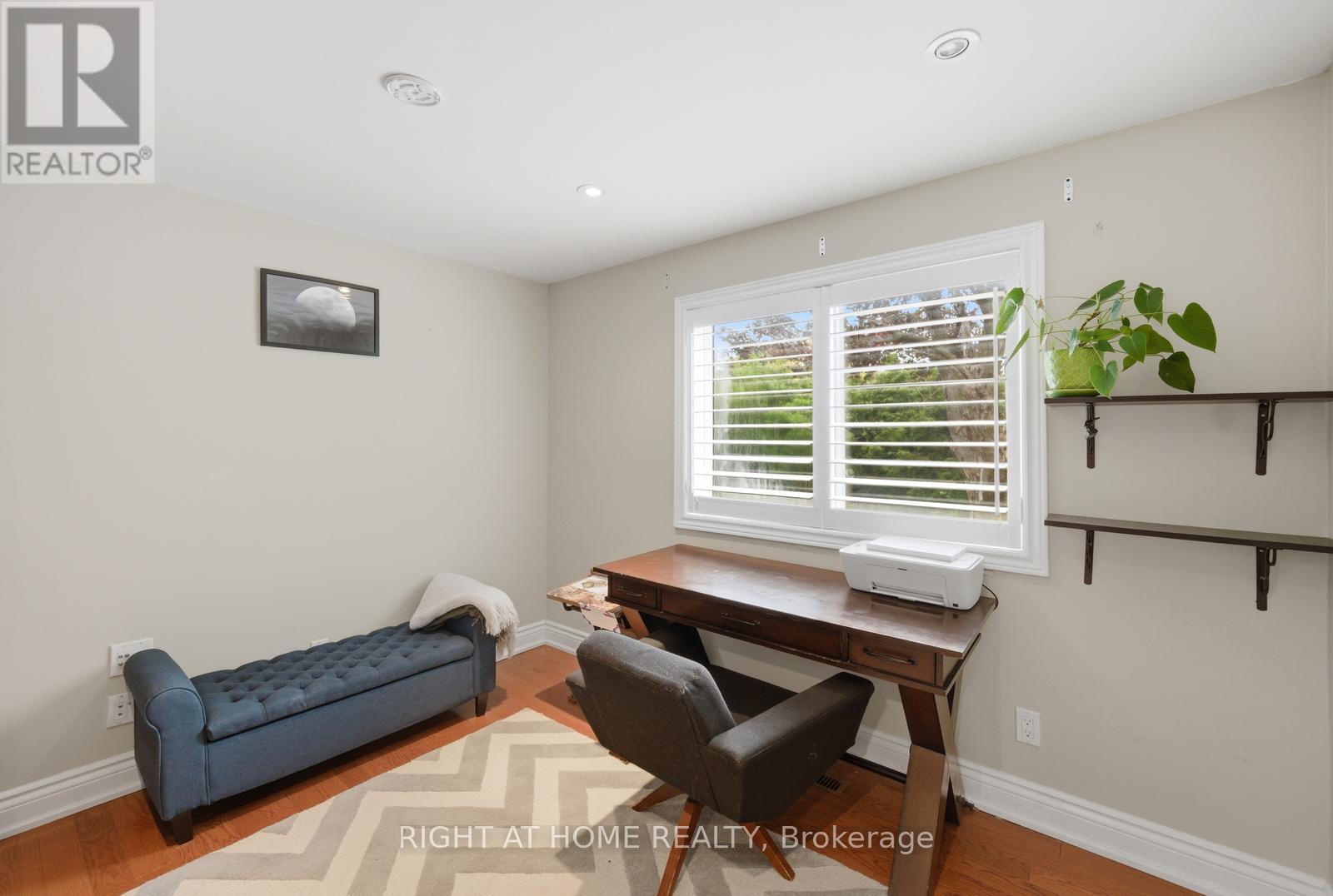 6415 Dunray Court, Mississauga, Ontario  L5N 1E7 - Photo 30 - W13716832