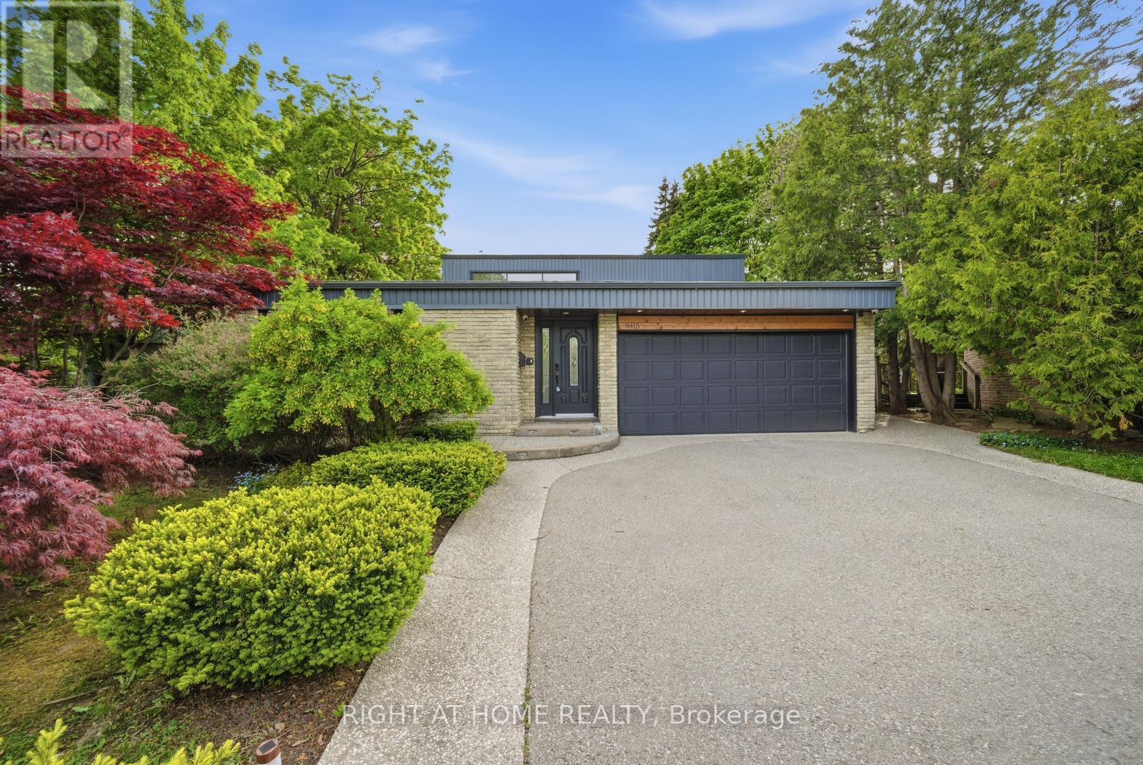 6415 Dunray Court, Mississauga, Ontario  L5N 1E7 - Photo 6 - W13716832