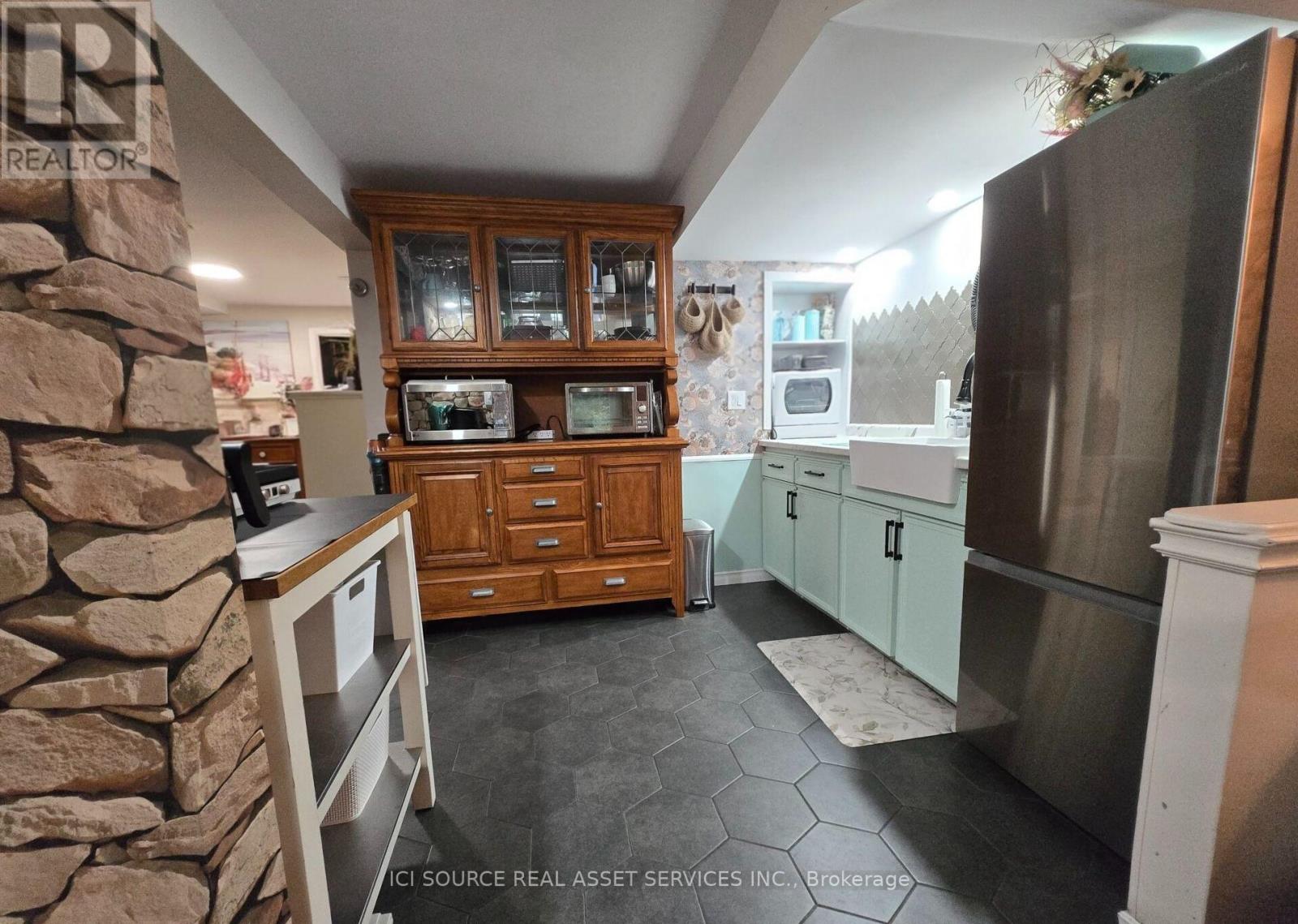 1730 Attawandaron Road, London North, Ontario  N6G 3N1 - Photo 15 - X13716828
