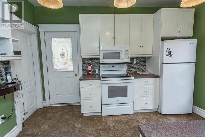 11 The Crescent, Sault Ste. Marie, Ontario  P6B 2Y1 - Photo 10 - SM262319