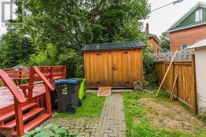 11 The Crescent, Sault Ste. Marie, Ontario  P6B 2Y1 - Photo 37 - SM262319