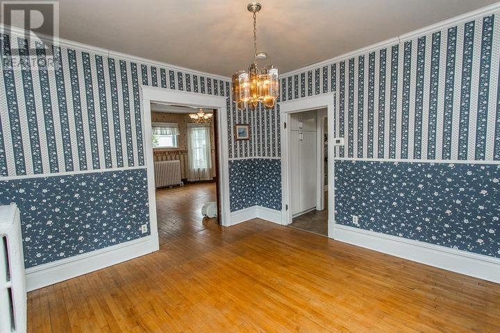 11 The Crescent, Sault Ste. Marie, Ontario  P6B 2Y1 - Photo 7 - SM262319