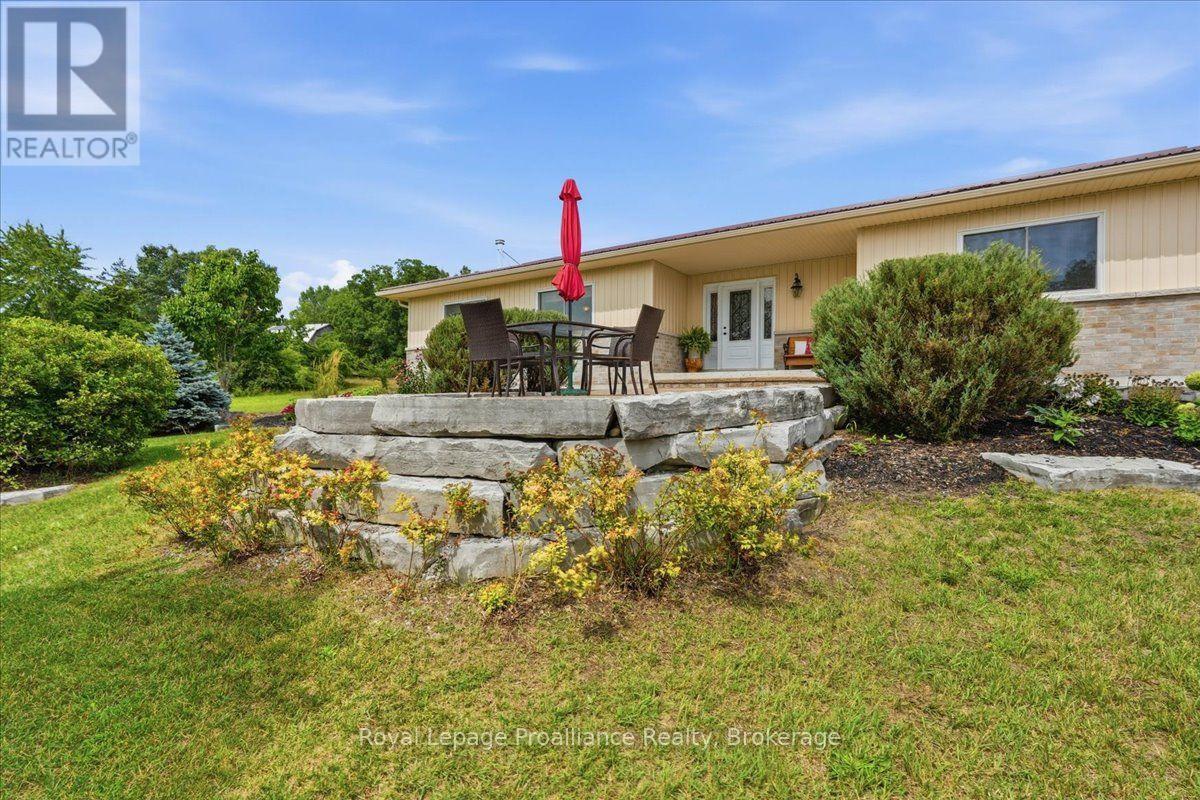 254 Airport Road, Quinte West, Ontario  K0K 3E0 - Photo 5 - X13707030