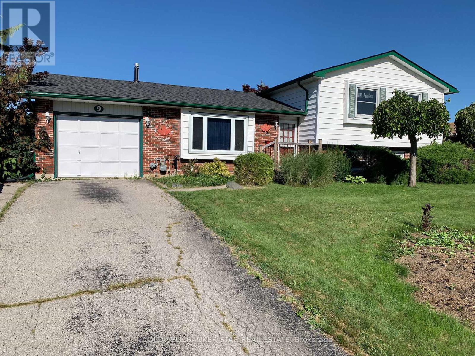 9 Lakeview Circle, St. Thomas, Ontario  N5P 4B3 - Photo 4 - X13685982