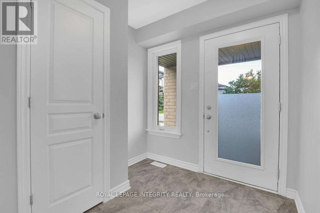 180 Poplin Street, Ottawa, Ontario  K4M 0G9 - Photo 3 - X13716850