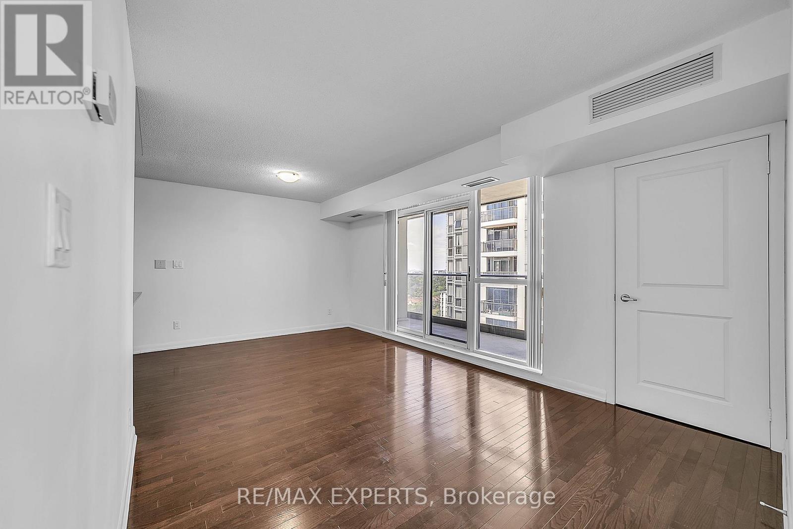 2007 - 5791 Yonge Street, Toronto, Ontario  M2M 0A8 - Photo 10 - C13716852