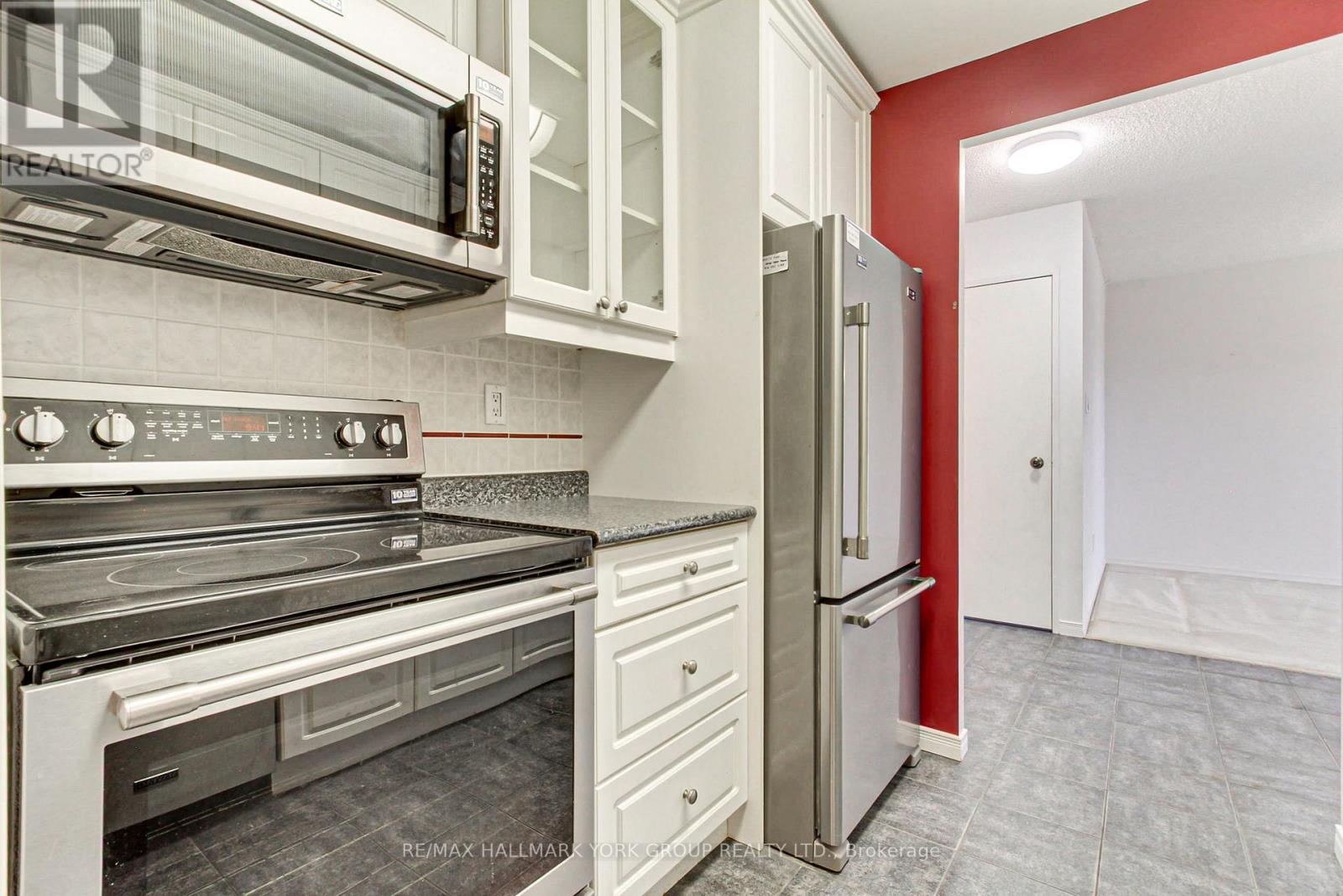 2208 - 3151 Bridletowne Circle, Toronto, Ontario  M1W 2T1 - Photo 10 - E13716880