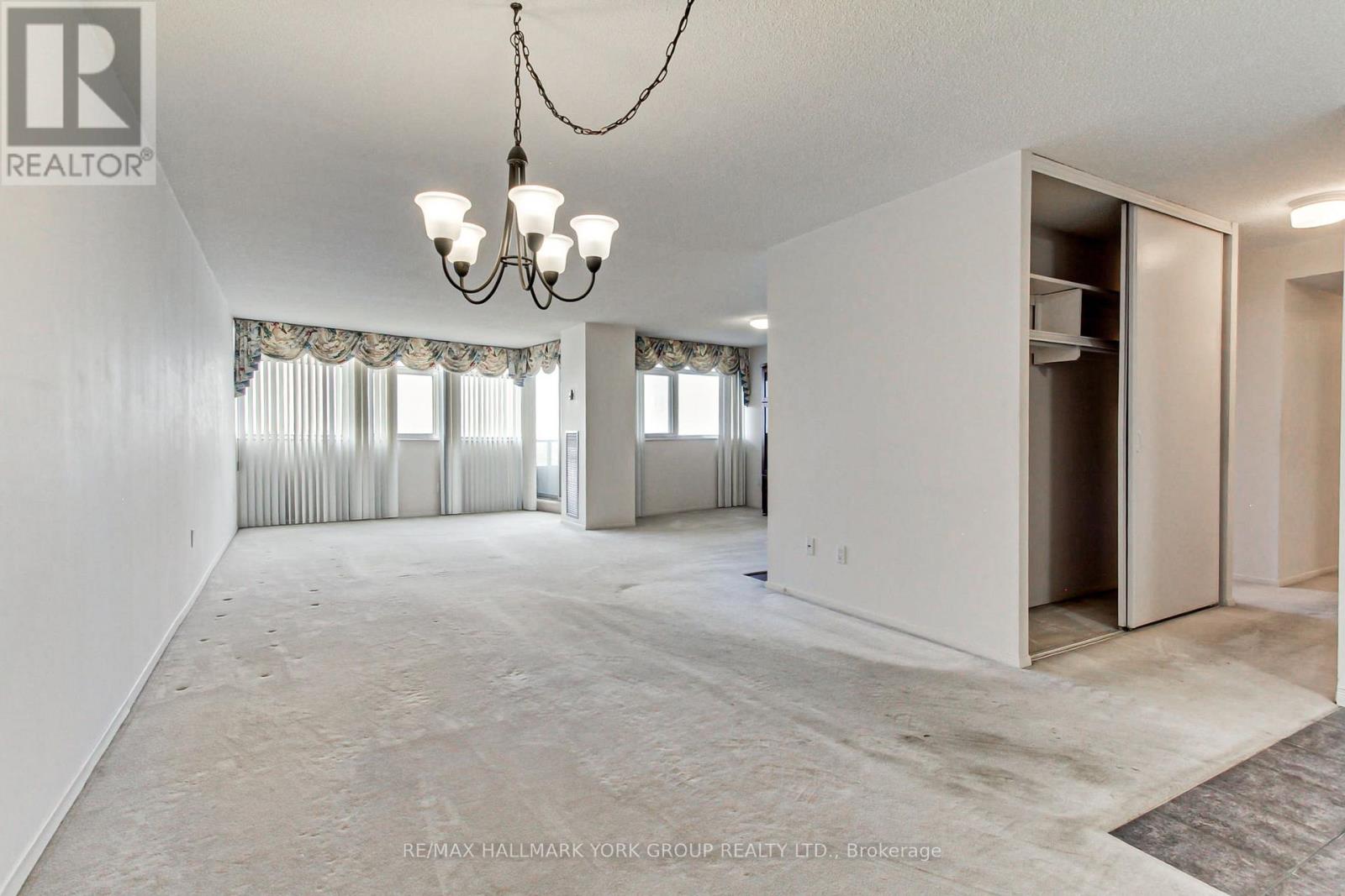 2208 - 3151 Bridletowne Circle, Toronto, Ontario  M1W 2T1 - Photo 15 - E13716880