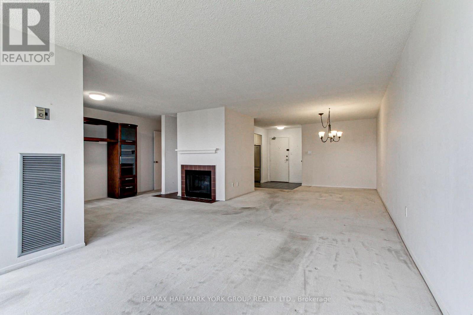 2208 - 3151 Bridletowne Circle, Toronto, Ontario  M1W 2T1 - Photo 17 - E13716880