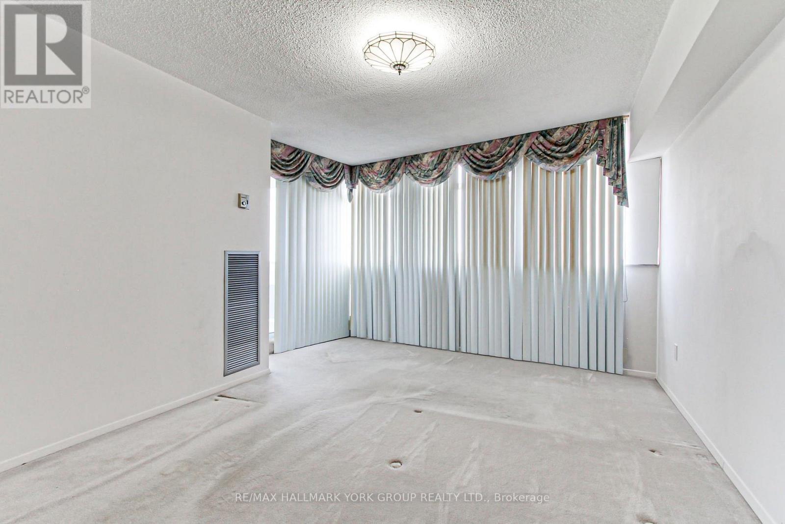 2208 - 3151 Bridletowne Circle, Toronto, Ontario  M1W 2T1 - Photo 22 - E13716880
