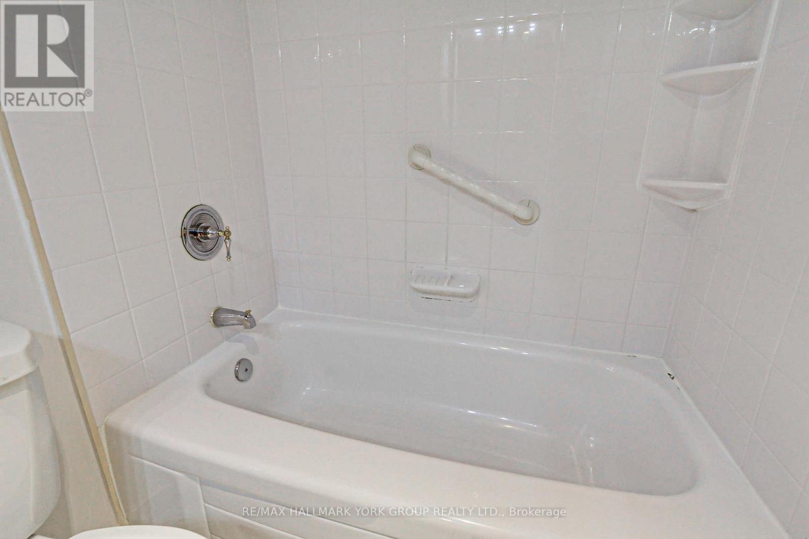 2208 - 3151 Bridletowne Circle, Toronto, Ontario  M1W 2T1 - Photo 25 - E13716880