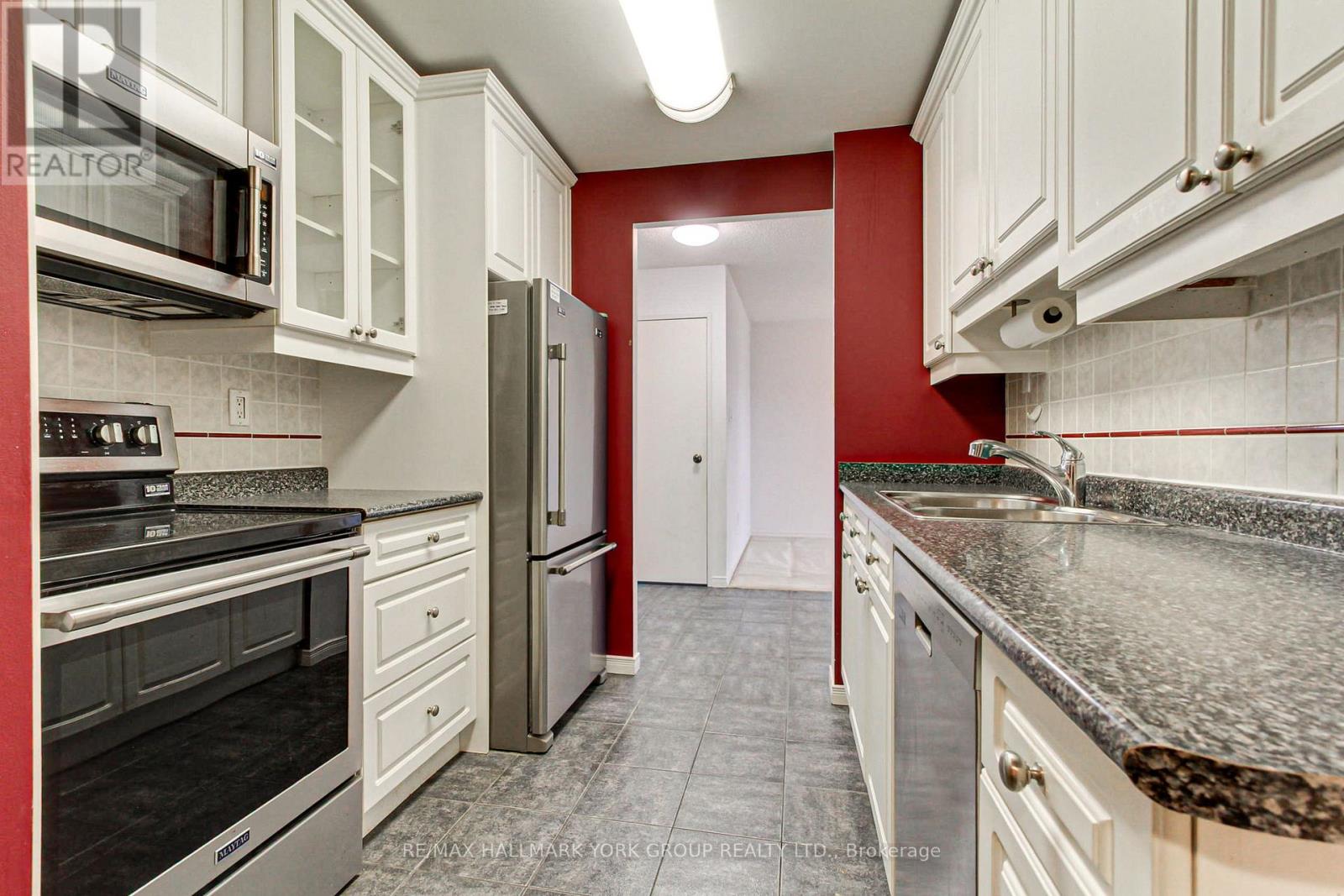 2208 - 3151 Bridletowne Circle, Toronto, Ontario  M1W 2T1 - Photo 9 - E13716880