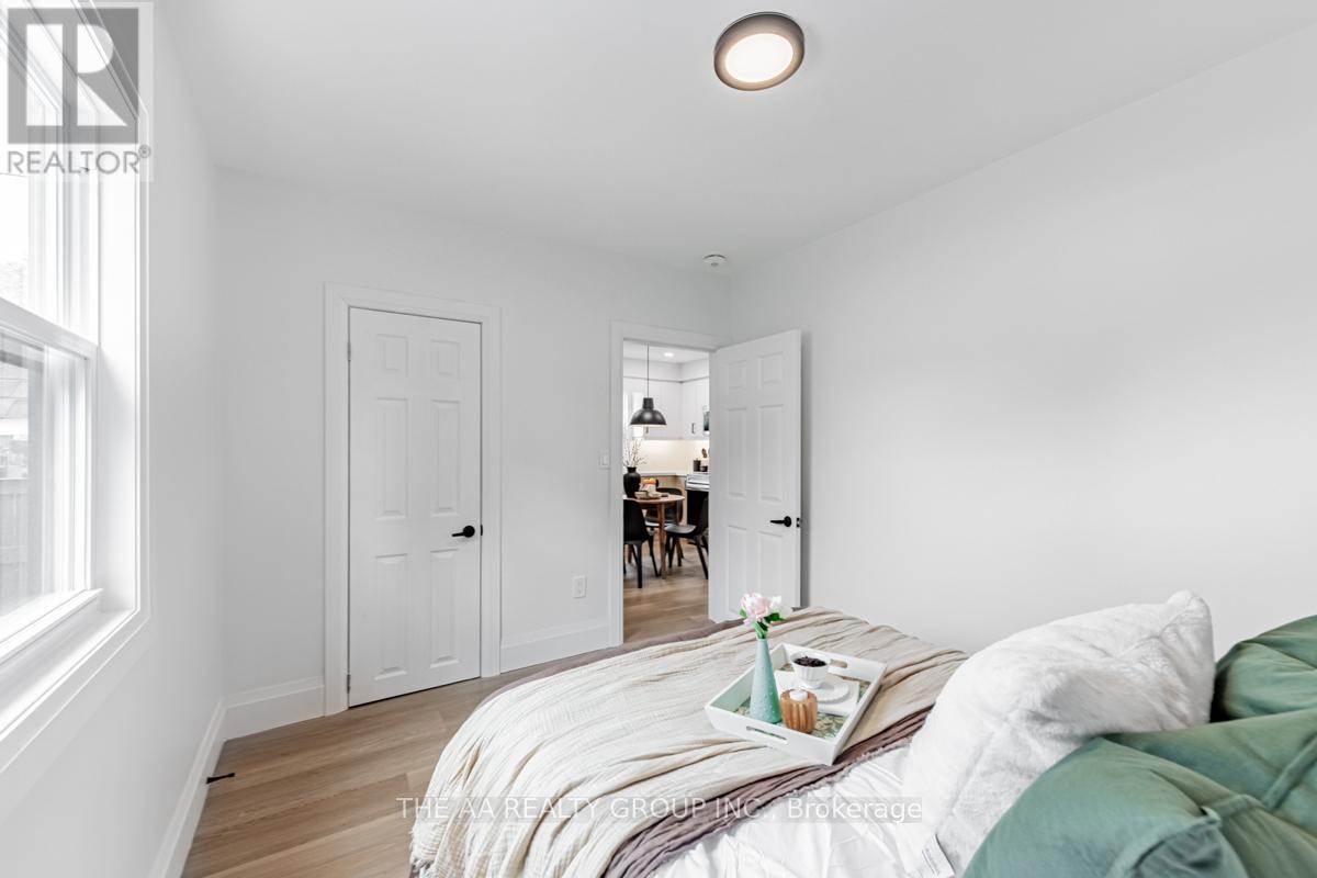 212 Oshawa Boulevard S, Oshawa, Ontario  L1H 5R7 - Photo 13 - E13716894