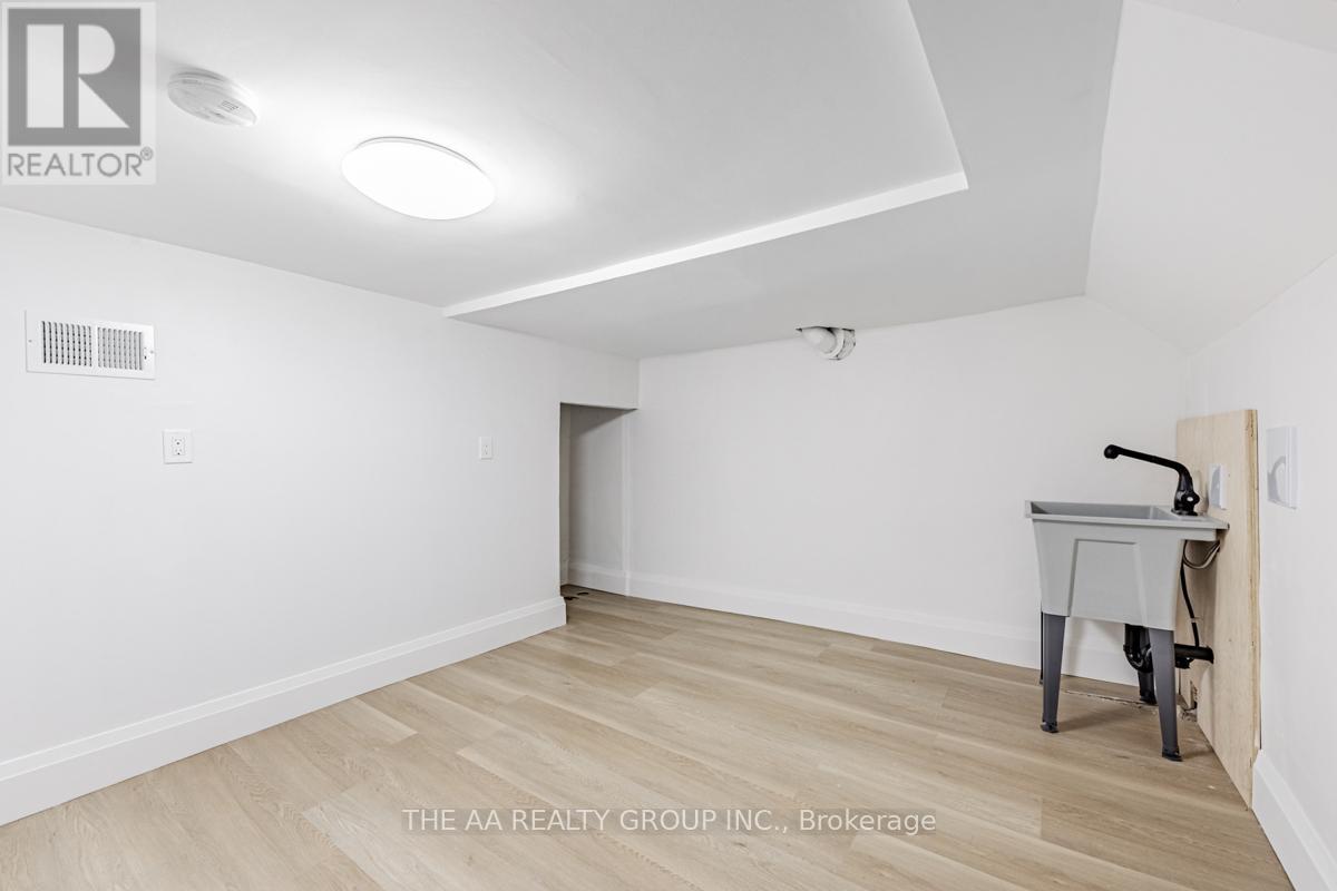 212 Oshawa Boulevard S, Oshawa, Ontario  L1H 5R7 - Photo 21 - E13716894