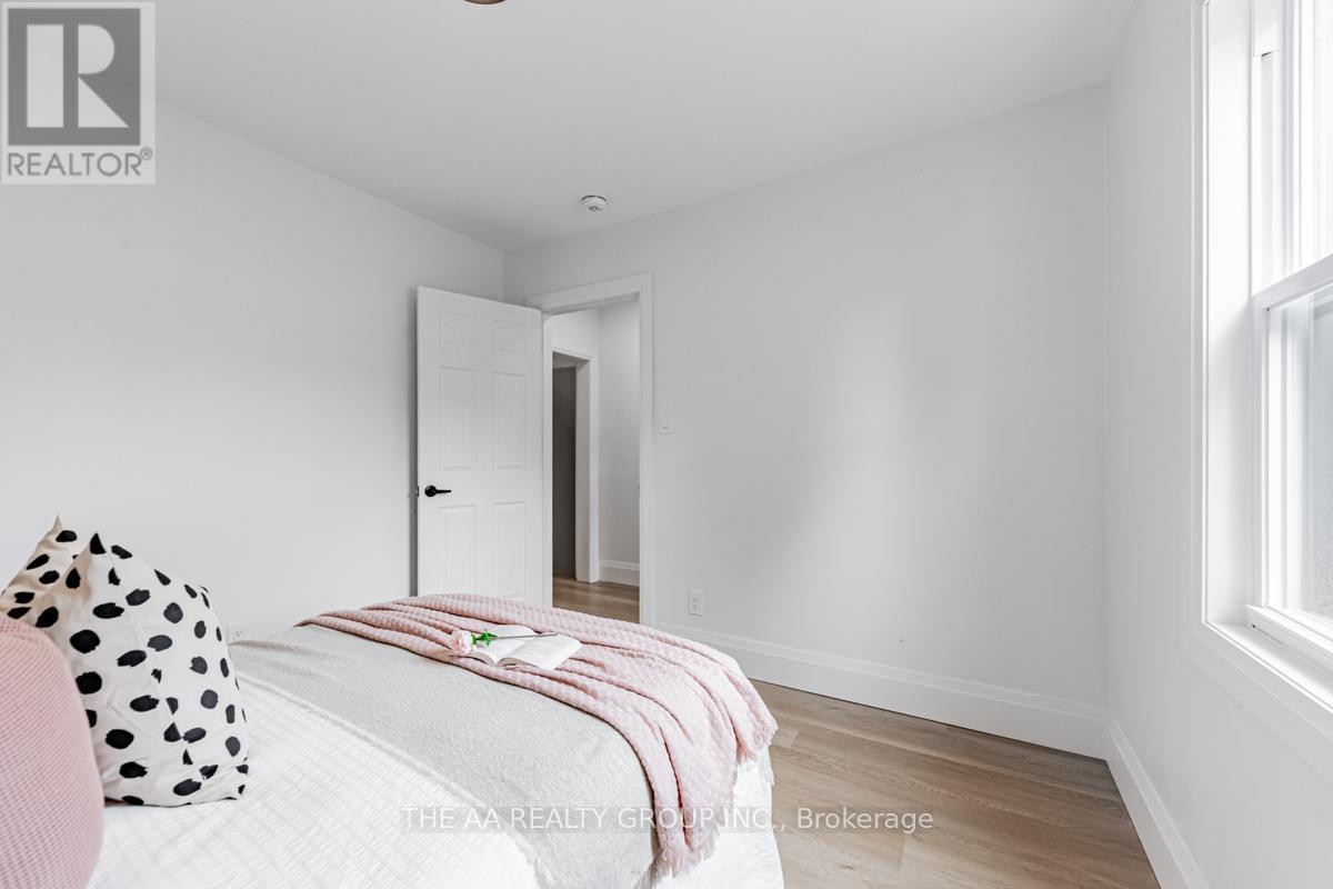 212 Oshawa Boulevard S, Oshawa, Ontario  L1H 5R7 - Photo 8 - E13716894