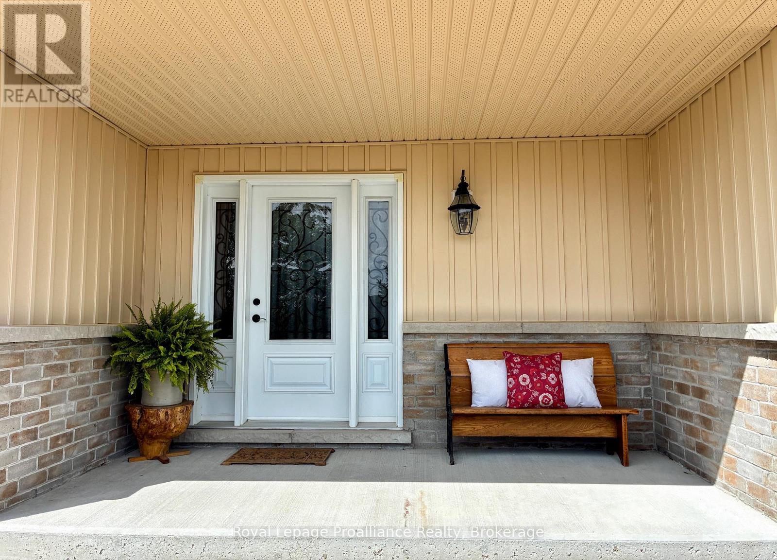254 Airport Road, Quinte West, Ontario  K0K 3E0 - Photo 6 - X13707030