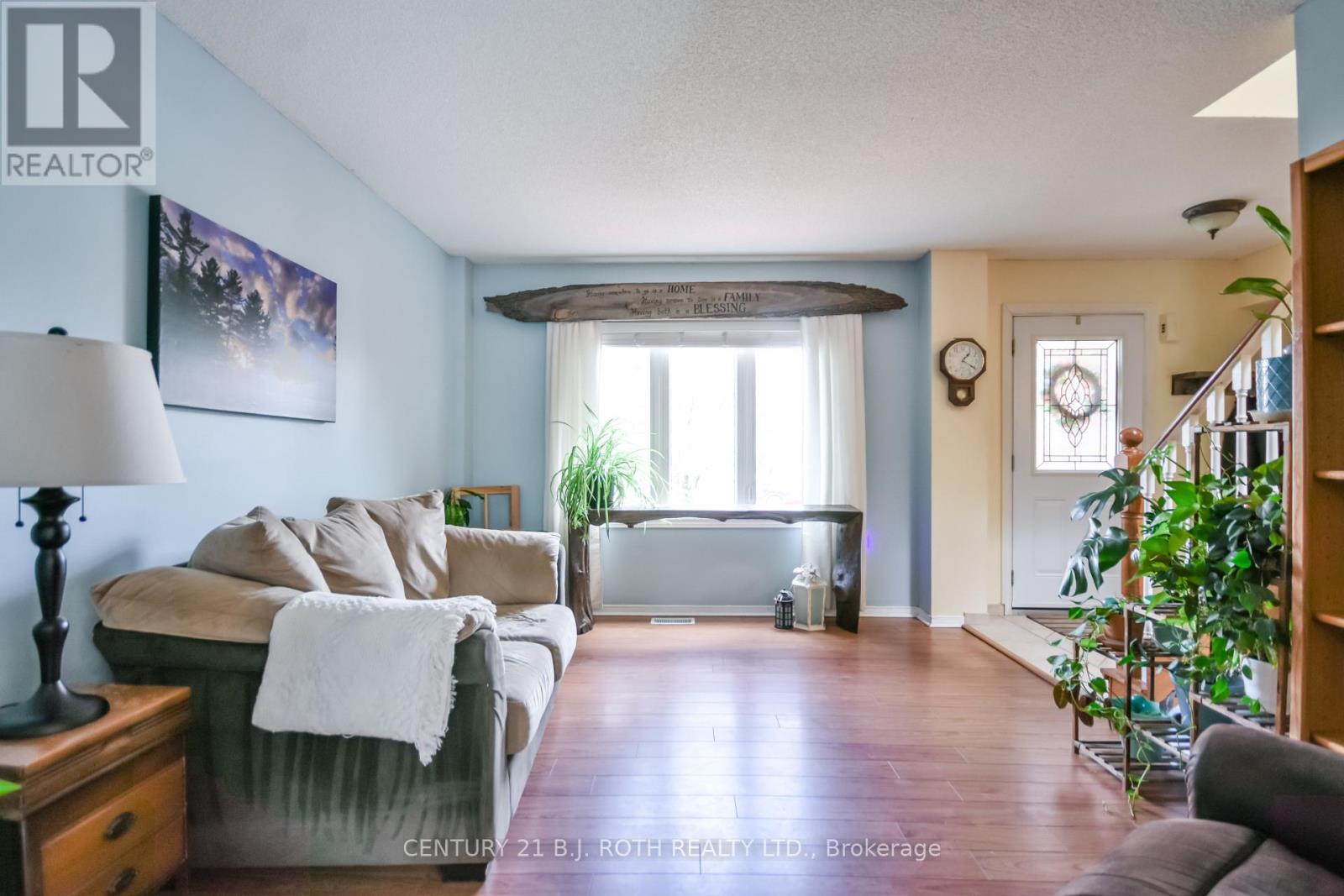 42 Farmstead Crescent, Barrie (Holly), Ontario  L4N 8S1 - Photo 13 - S13716836