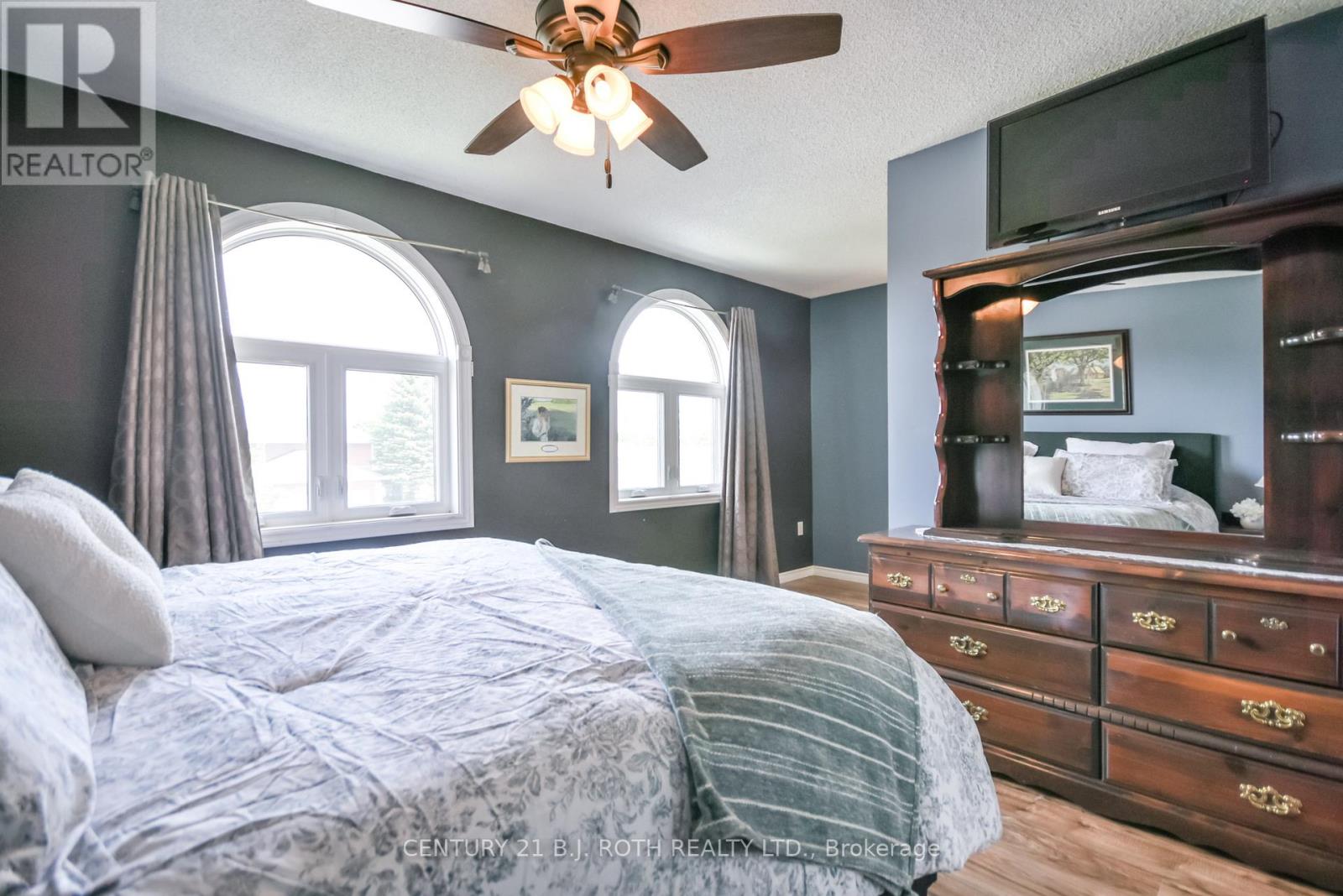 42 Farmstead Crescent, Barrie (Holly), Ontario  L4N 8S1 - Photo 19 - S13716836