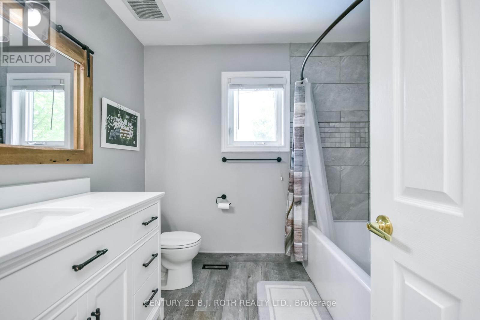 42 Farmstead Crescent, Barrie (Holly), Ontario  L4N 8S1 - Photo 26 - S13716836