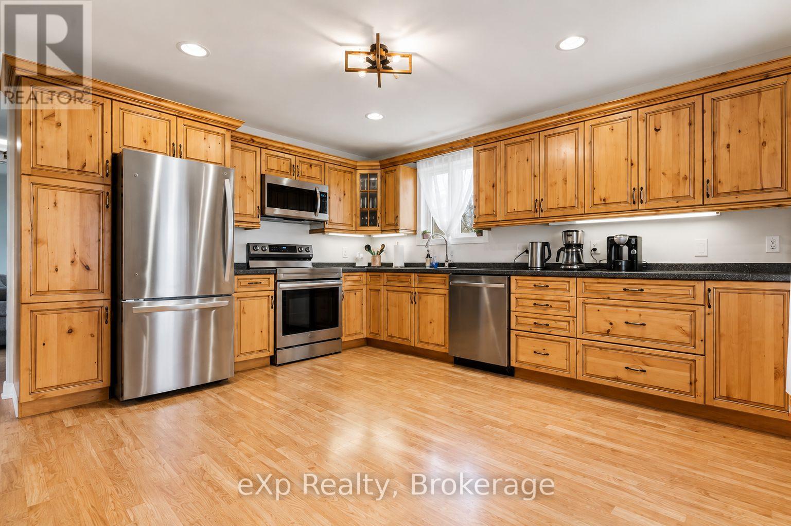 1084 Bonnie Lake Road, Bracebridge (Macaulay), Ontario  P1L 1W9 - Photo 14 - X13716854