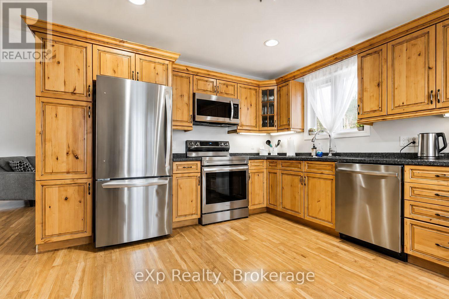 1084 Bonnie Lake Road, Bracebridge (Macaulay), Ontario  P1L 1W9 - Photo 15 - X13716854