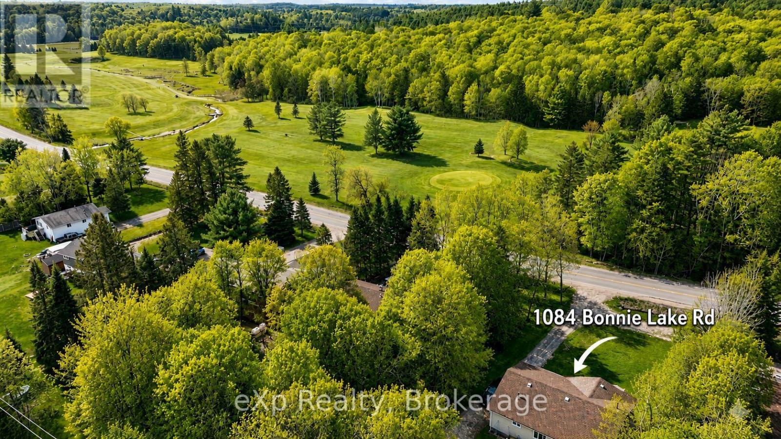 1084 Bonnie Lake Road, Bracebridge (Macaulay), Ontario  P1L 1W9 - Photo 2 - X13716854