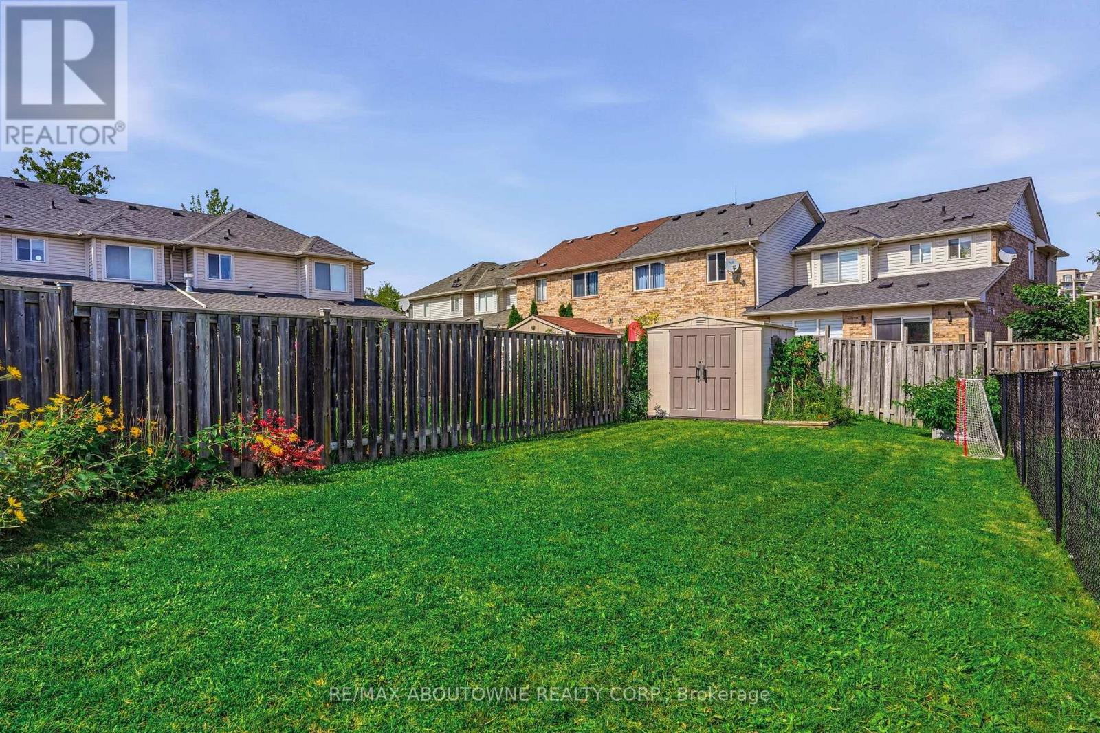 2469 Springforest Drive, Oakville, Ontario L6M 0A2 - Photo 40 - W13716872