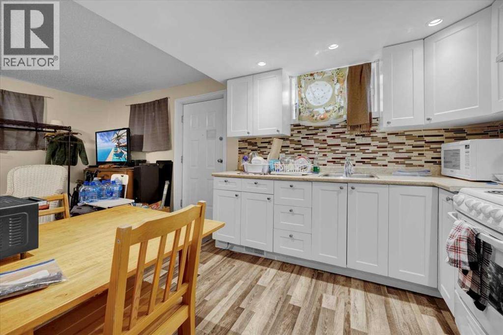 6127 33 Avenue NW, Calgary, Alberta  T3B 1K6 - Photo 20 - A2335311