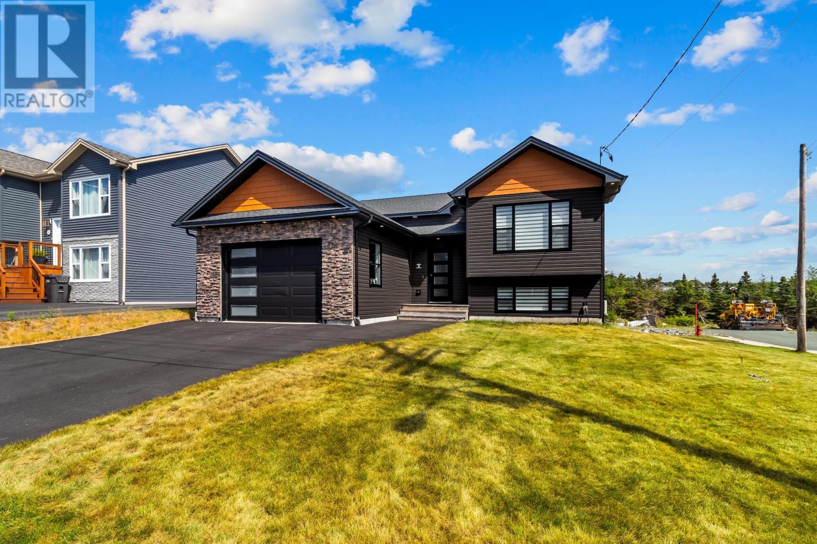 2 Quantum Drive, Paradise — photo 2