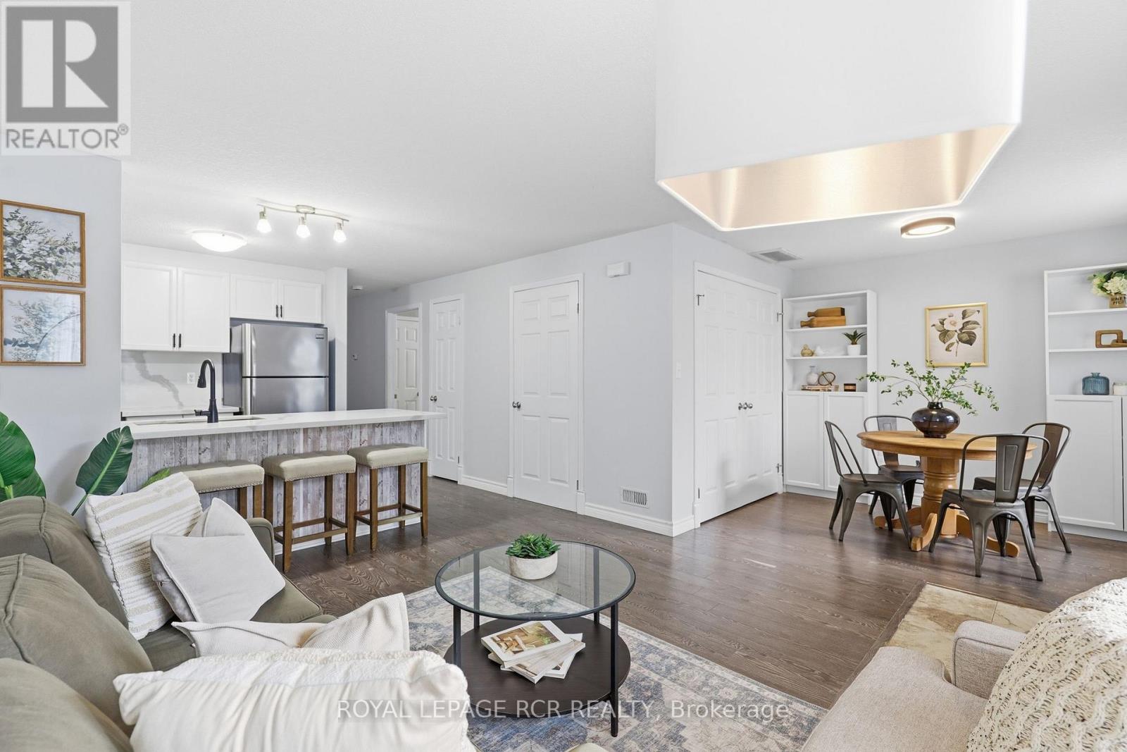 25 - 35 Mountford Drive, Guelph, Ontario  N1E 0G6 - Photo 4 - X13716896