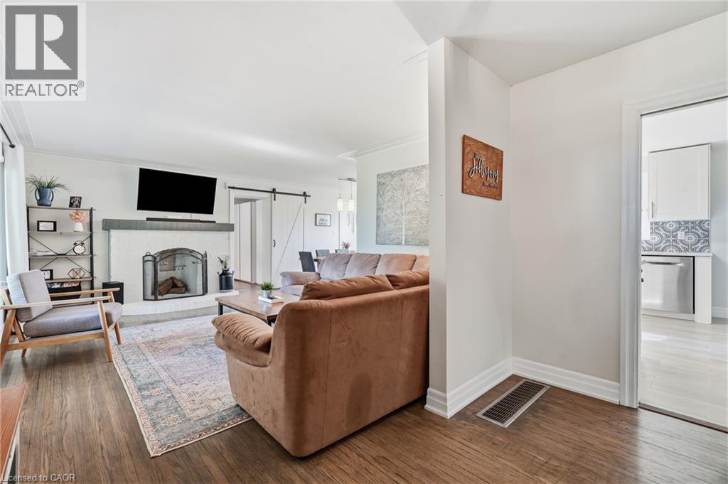 670 Thompson Road, Flamborough, Ontario  L0R 2B0 - Photo 10 - 40858593