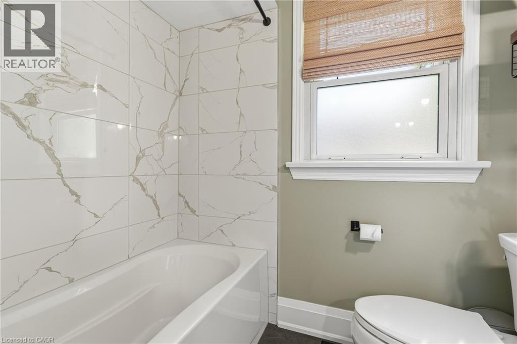 670 Thompson Road, Flamborough, Ontario  L0R 2B0 - Photo 25 - 40858593