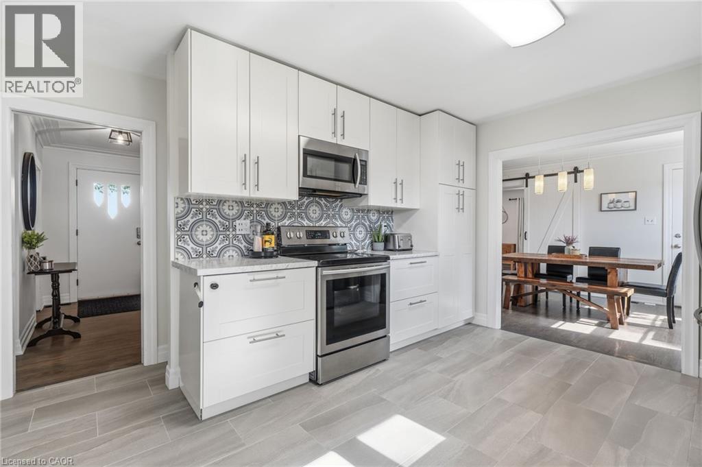 670 Thompson Road, Flamborough, Ontario  L0R 2B0 - Photo 17 - 40858593