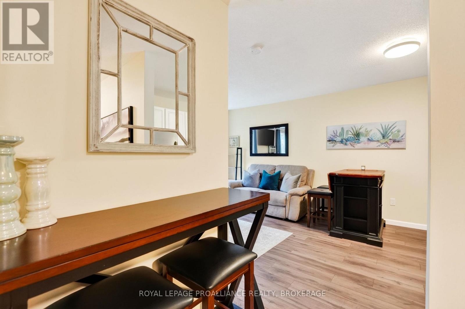 210 - 561 Armstrong Road, Kingston, Ontario  K7M 8J9 - Photo 8 - X13716928