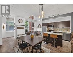 353 MCLEOD STREET, Ottawa, Ontario