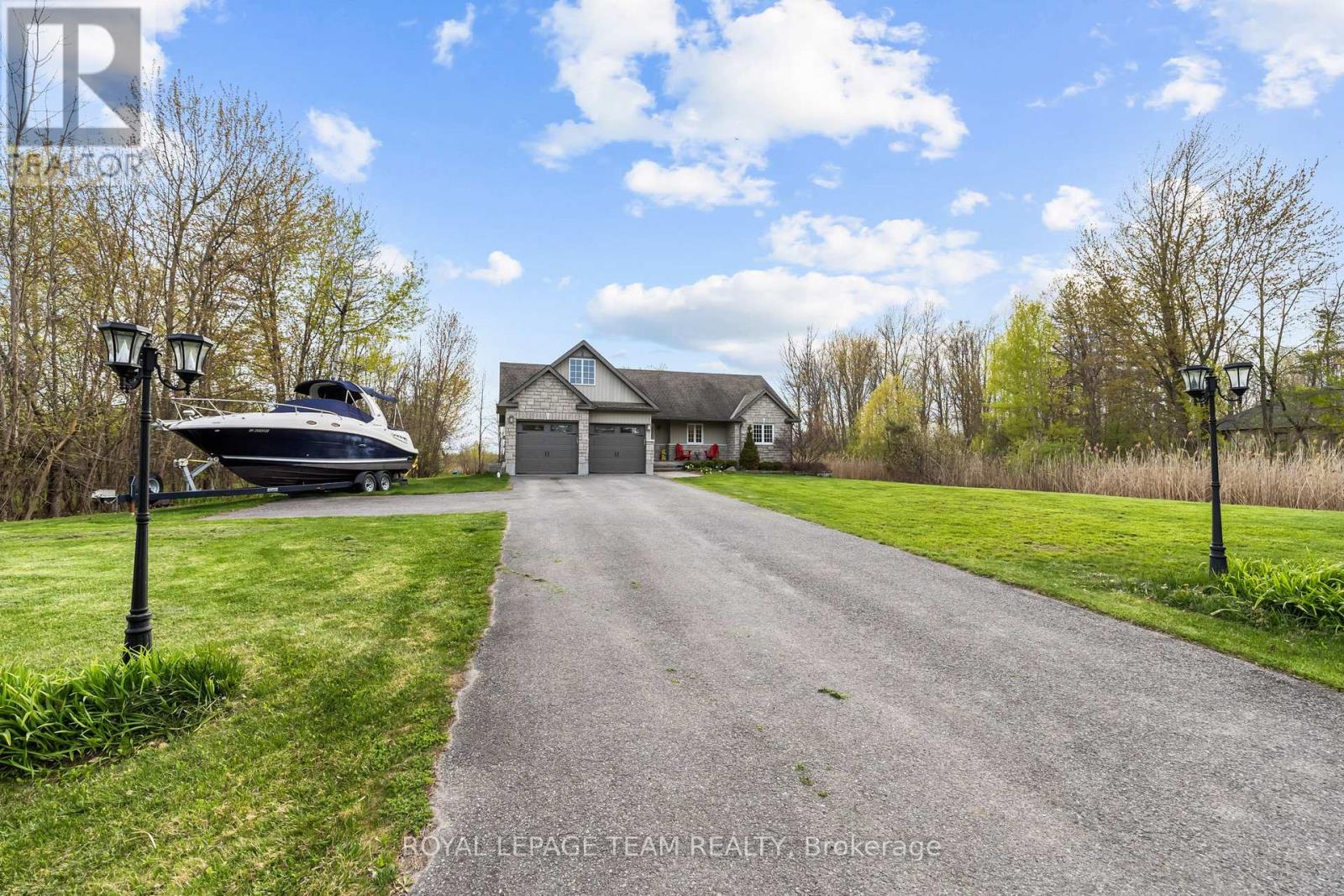 53 D'arcys Way, North Grenville, Ontario K0G 1J0 - Photo 3 - X13716946