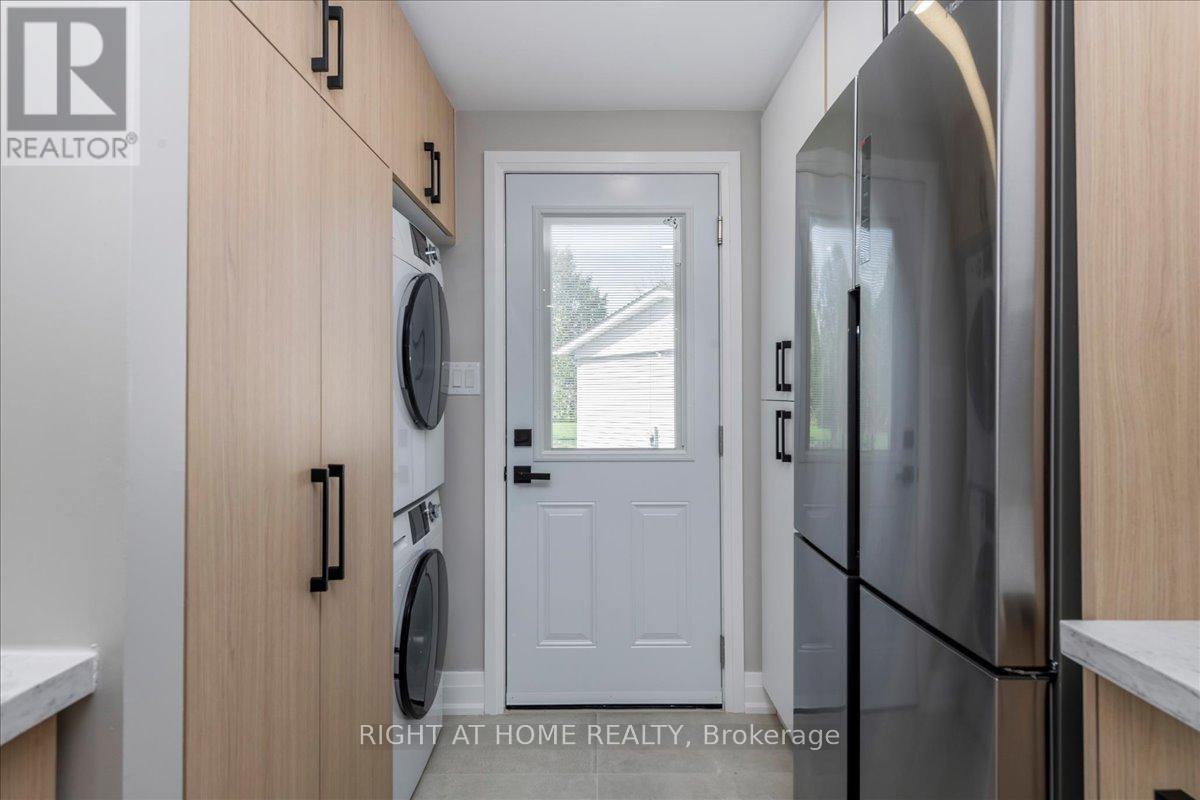 1 South Boulevard, Innisfil, Ontario  L9S 1L7 - Photo 10 - N13716926