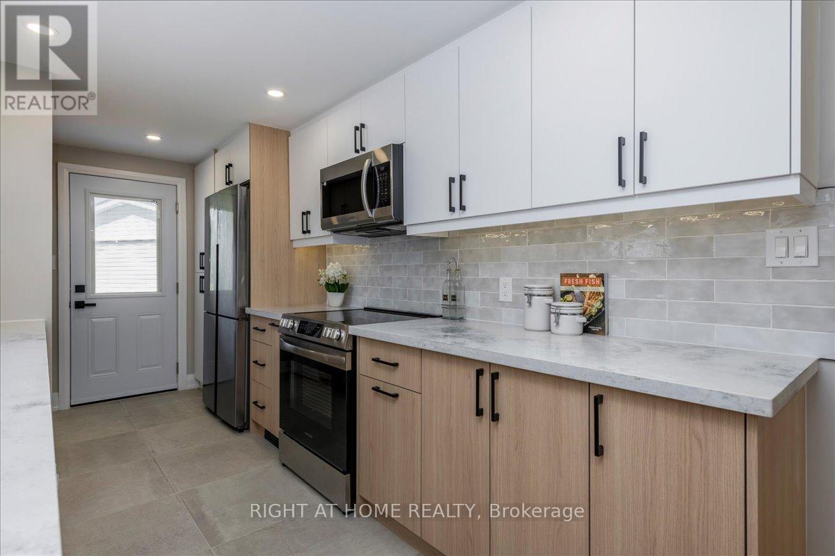 1 South Boulevard, Innisfil, Ontario  L9S 1L7 - Photo 12 - N13716926